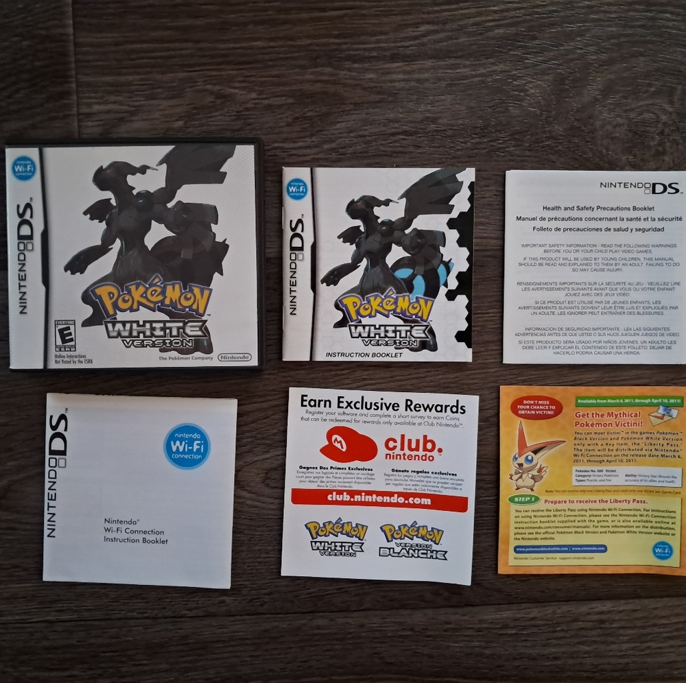 Nintendo DS Pokémon White Version - Black and White Case And All Inserts